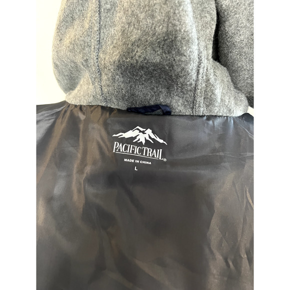 Pacific Trail Puffer Vest With Hoodie‎ Size L - Picture 3 of 10